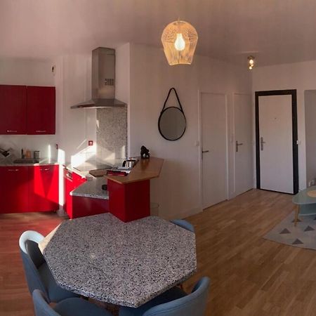 וילאורבן Le Richelieu Comfortable 1 Bedroom Apartment Gratte-Ciel District מראה חיצוני תמונה