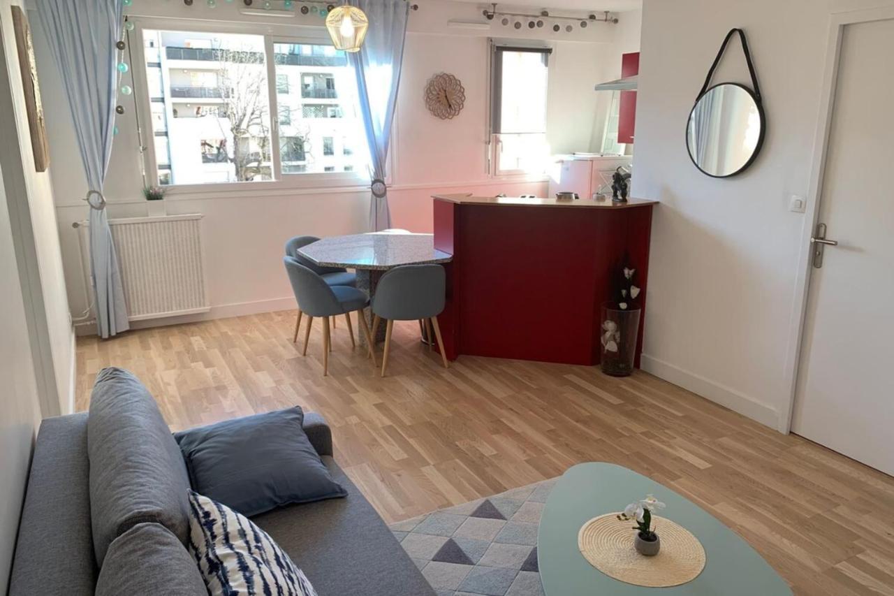 וילאורבן Le Richelieu Comfortable 1 Bedroom Apartment Gratte-Ciel District מראה חיצוני תמונה